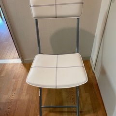 【お譲り先決定しました】ニトリ　北欧風折りたたみチェアの画像