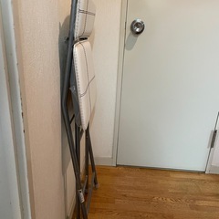 【お譲り先決定しました】ニトリ　北欧風折りたたみチェアの画像