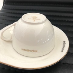 イブサンローラン　YSL カップ&ソーサーの画像
