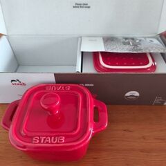 【未使用】staub　エクストラミニスクエア　ココット