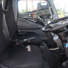 R2 キャンター　2トン　平ボディ　オートマ　AEBS　250706の画像