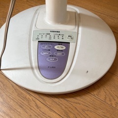 TOSHIBA 扇風機　の画像