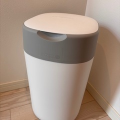 ［問い合わせ一旦中止］
コンビ 紙おむつ処理ポット 強力密閉抗菌 ポイテック W防臭 コットンホワイトの画像