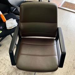 W 2507-120 チェア　ブラウン　高さ調整可能　中古　キズ汚れ有り  の画像