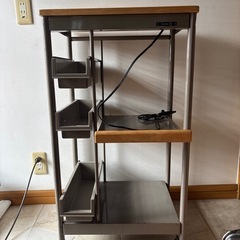 引き出し付き棚