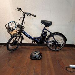 電動折りたたみ自転車　空気入れ　ヘルメットセット