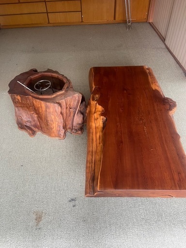 天然木の火鉢とローテーブル