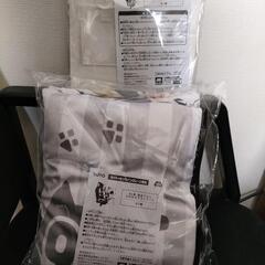 タイクレ限定　96猫描き下ろしゆらゆらクリアスマホスタンド＆ふわふわブランケットの画像