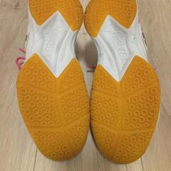 YONEX バトミントンシューズ23·5cmの画像