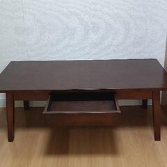 テーブル
