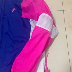 ナイキ　ジャンパーの画像