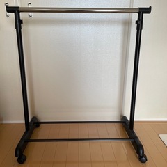 【受付終了】ハンガーラックの画像
