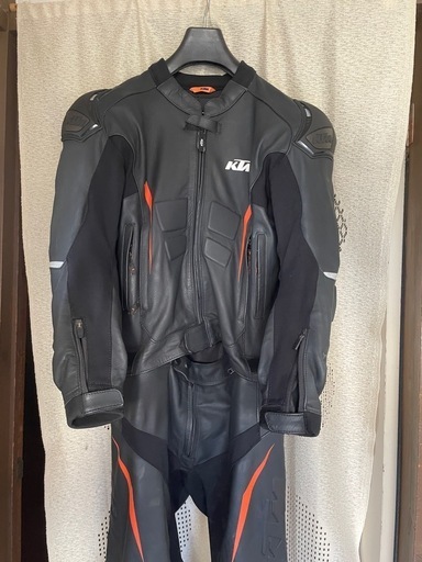 KTM レザー革ツナギ ブラック/オレンジ