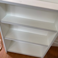 安全な本棚の画像