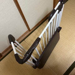 日本育児　ベビーゲート　おくだけとおせんぼ　おくとびらの画像