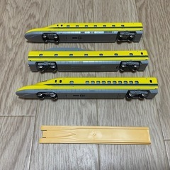 KATO Nゲージ鉄道模型 923形3000番台 ドクターイエロー 基本 3両セット 10-896 の画像