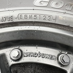 ハイエース200系　ナイトロパワーM6カービン　ジオランダーAT 215/65R16 車検対応の画像