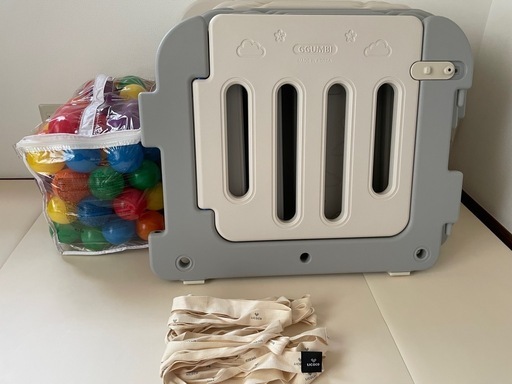 ベビーゲートサークル　マット付き　Ggumbi