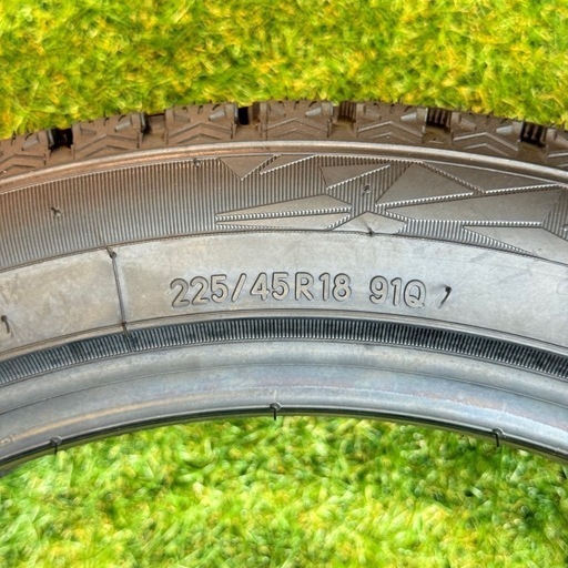 クラウンアスリート　レヴォーグ　など　225/45R18 91Q 4本　交換工賃込み　トーヨー　GIZ2