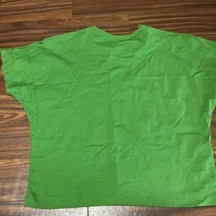 ユニクロ半袖Tシャツ グリーンMの画像