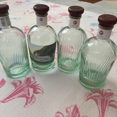 ゴトジン(GOTOGIN)空き瓶×4の画像
