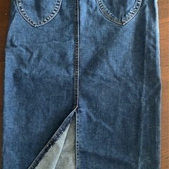 スリットジーンズスカートの画像