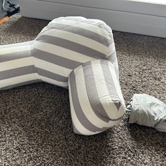 【商談中】ニトリ　レストクッション