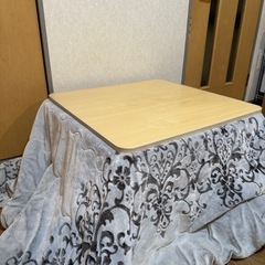 こたつの画像