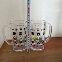 プラスチックのジョッキセットの画像