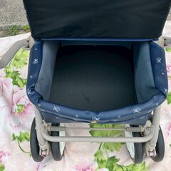美品★コンビ★シルバーカーの画像