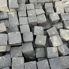 ピンコロ石　9x9x9cm　1丁掛けの画像
