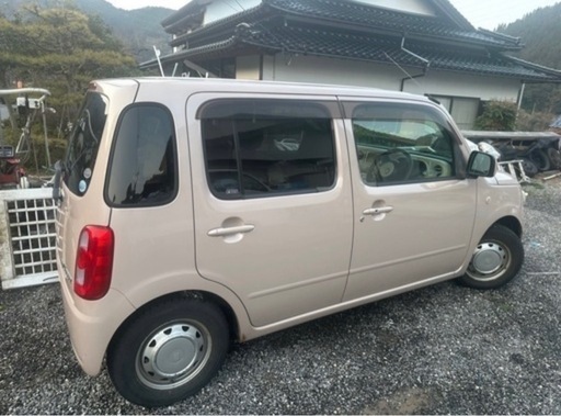 ピンクの ミラココア4wd車検たっぷり