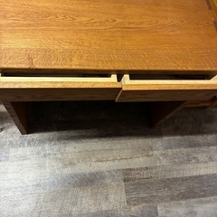 なんと0円①引き出し付きデスクの画像