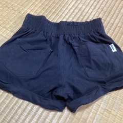 ショートパンツ（半ズボン）女子の画像