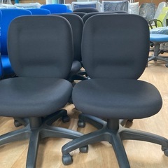 プラス オフィスチェア ブラック イス 中古の画像