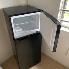 ハイアール冷蔵庫2ドアタイプの画像