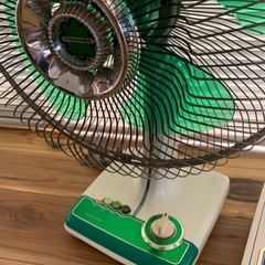 レトロ　扇風機　2点セットの画像
