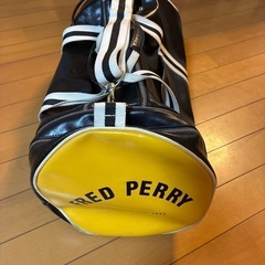 入荷now 買えない FRED PERRY ドラムバッグ (じゅん) 谷塚のバッグ《ショルダー バッグ