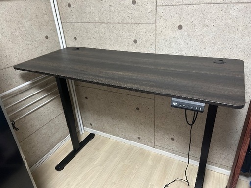 電動昇降式デスク