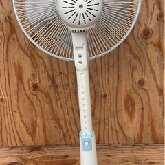シィーネット リビング扇風機KOSM12 [リモコン無し] 2012年製の画像