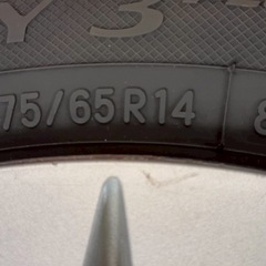 夏タイヤ　175/65R14 TOYOTIRESの画像