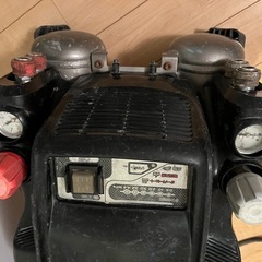 【取引き中】日立工機　　エアーコンプレッサーEC1445H ジャンク品　値下げしました。の画像