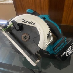 Makita XSS02 18V マキタ 充電式 丸ノコ コード...