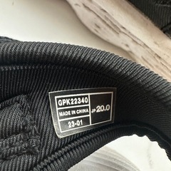  【7月末で掲載終了】　
ギャップ　GAP サンダル　20cmの画像