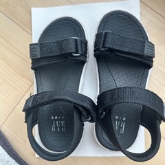 【7月末で掲載終了】　
ギャップ　GAP サンダル　20cmの画像