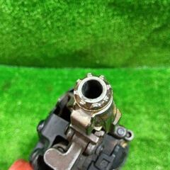 日立 NV50HR 高圧ロール釘打機【市川行徳店】【店頭取引限定】【中古】管理番号：ITGO188704D2の画像