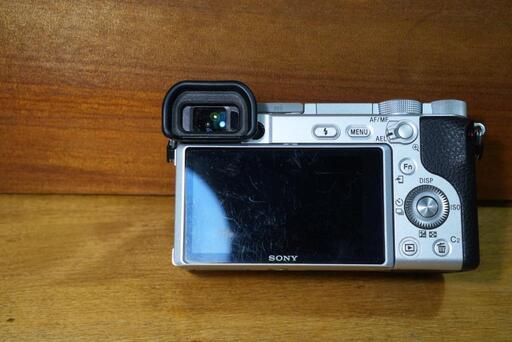 美品　SONY α6400 ILCE-6400(S) 純正チャージャー、電池x2 美品SONY α6400 ILCE-6400(S) 純正チャージャー、電池x2 (ノジ