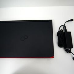 富士通 Windows11 15.6型ノートPC SSD + WEBカメラ【メンテナンス済み】（0600421）の画像