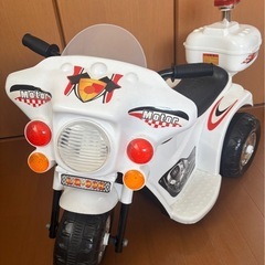 白バイ乗り物