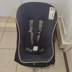 COMBI　チャイルドシート